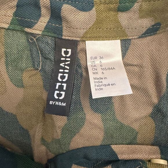 Divided By H&M Camo Collared Long Sleeve Green Button Front Shirt Dress Size 6 - Picture 4 of 4